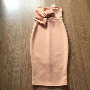 Boohoo Peach colored dress